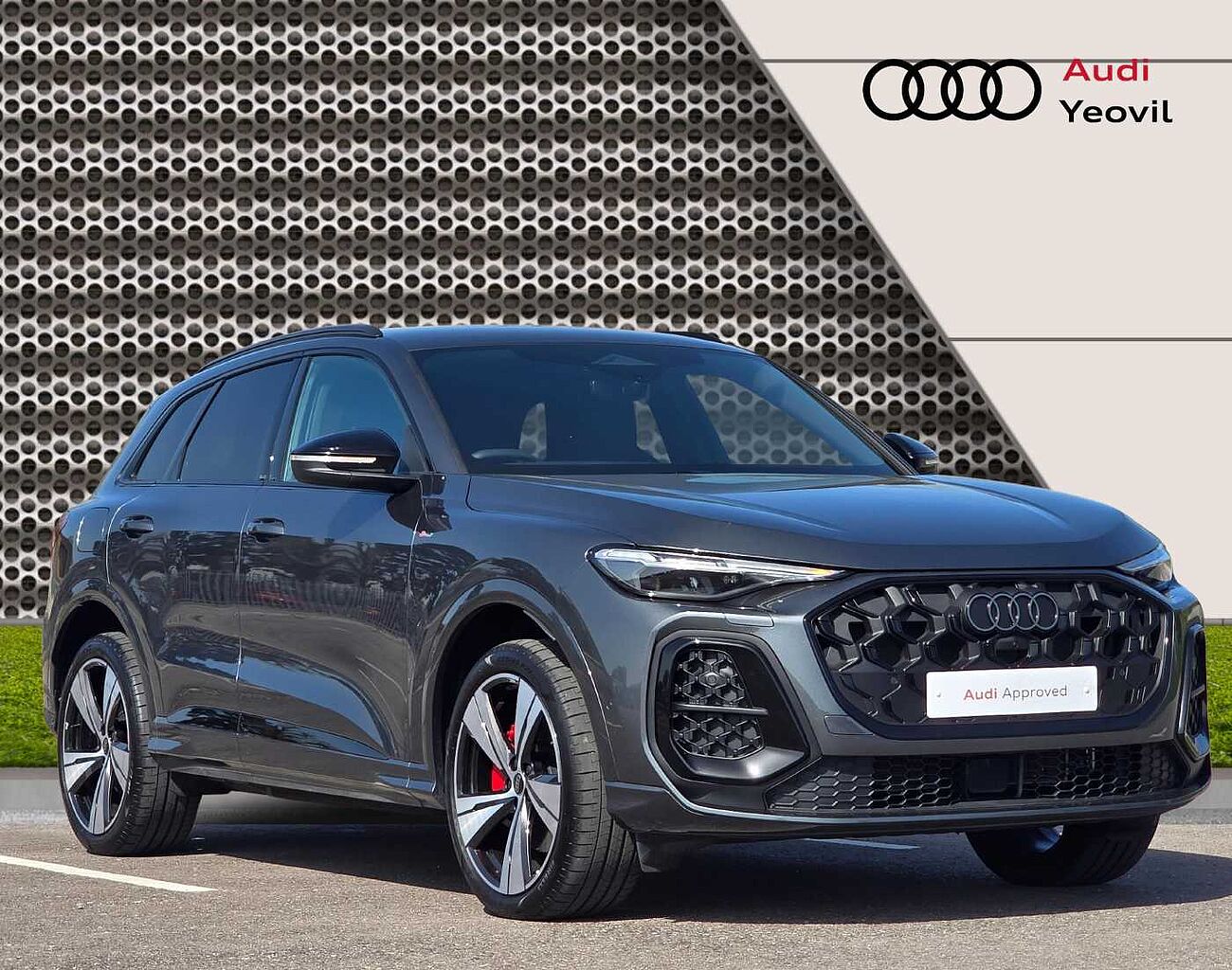 Main listing image - Audi Q5