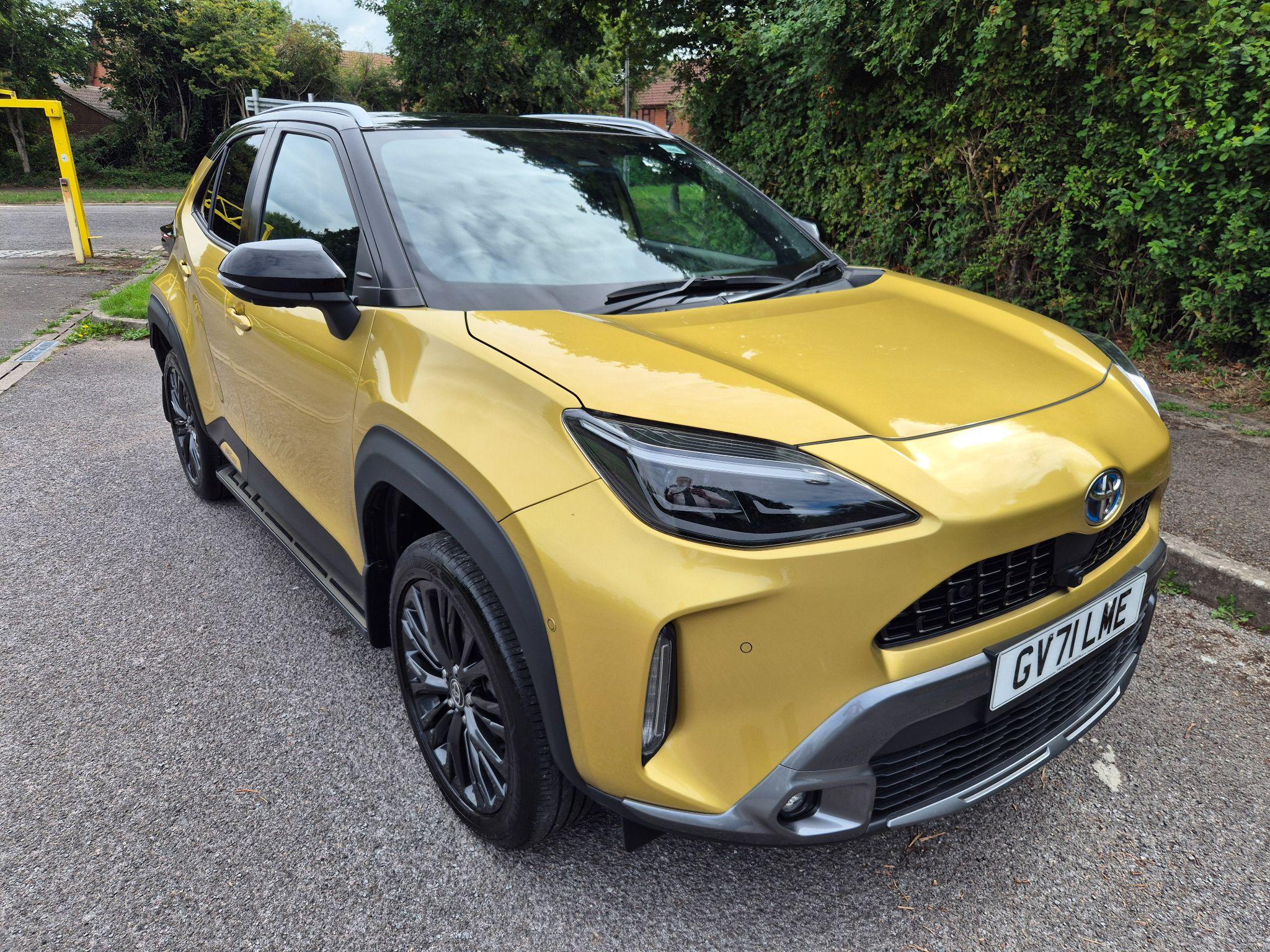 Main listing image - Toyota Yaris Cross