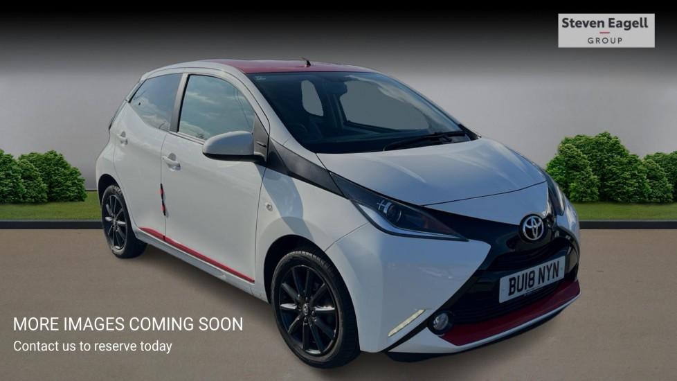 Main listing image - Toyota Aygo