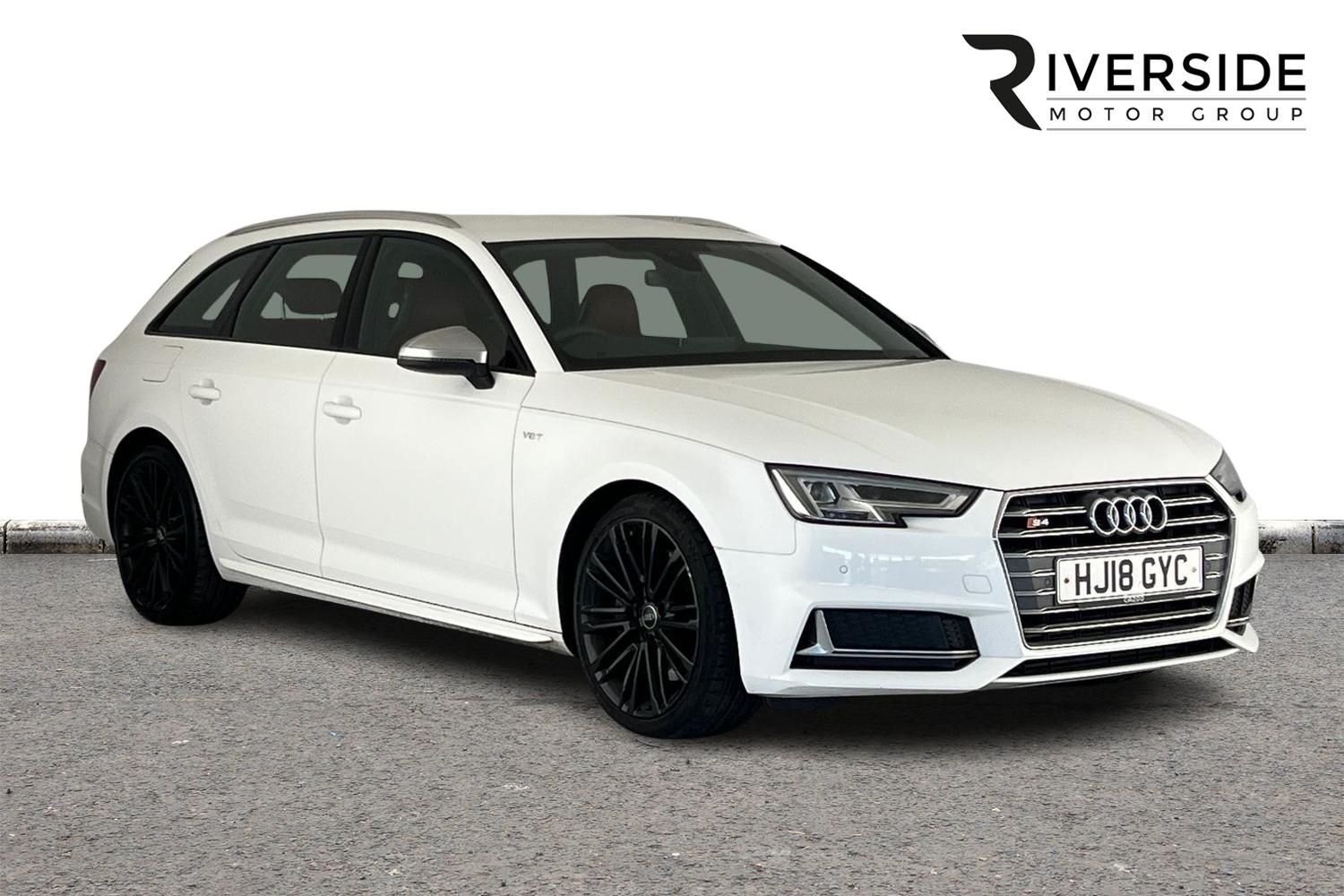 Main listing image - Audi A4