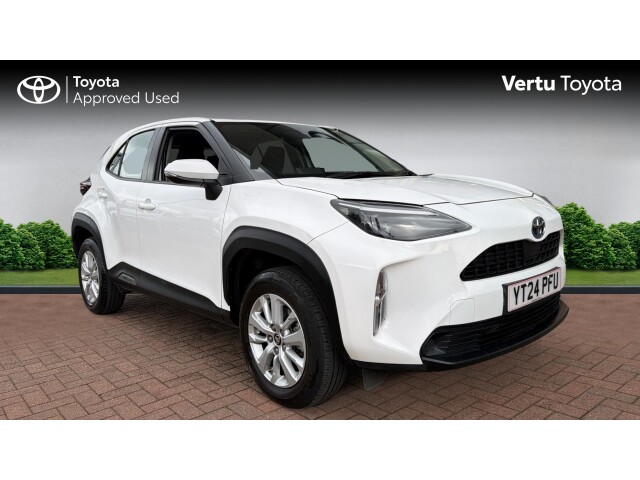 Main listing image - Toyota Yaris Cross