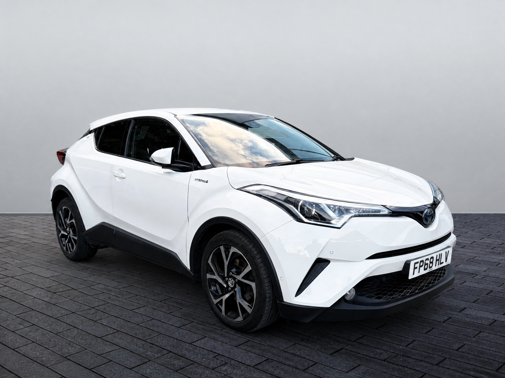 Main listing image - Toyota C-HR