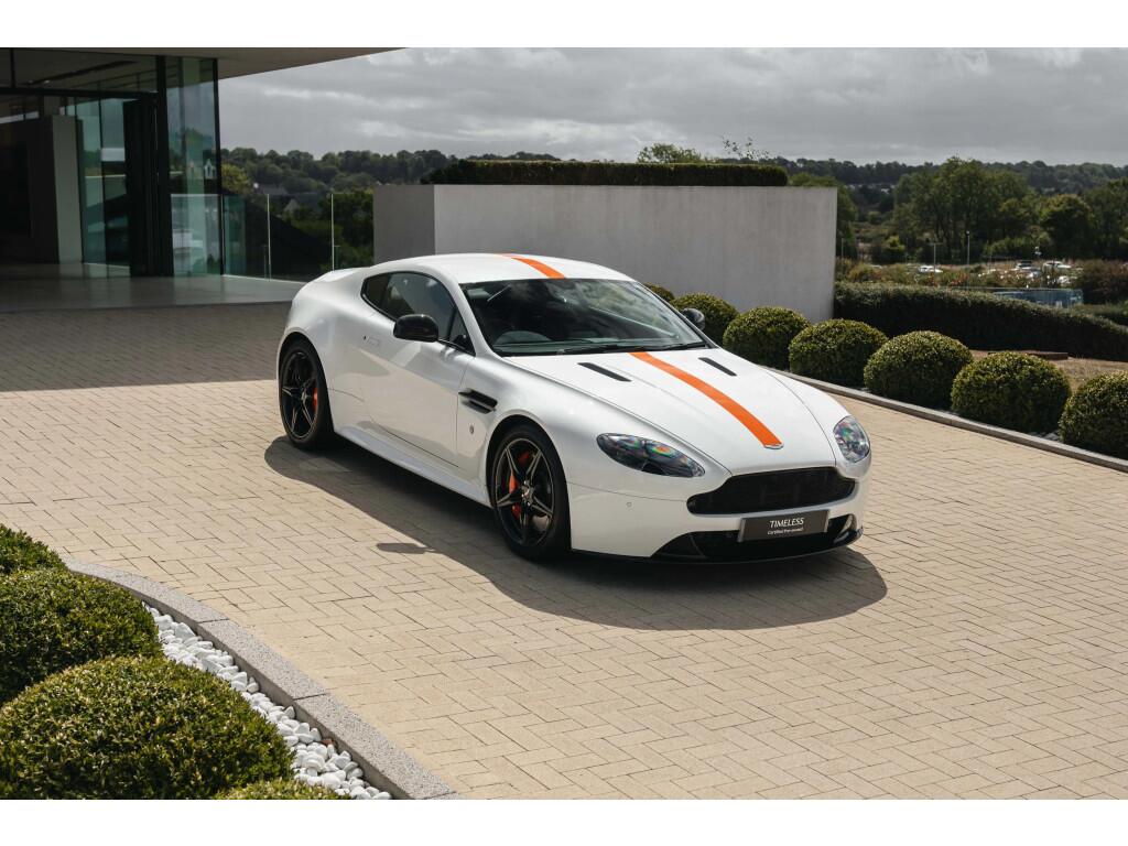 Main listing image - Aston Martin Vantage