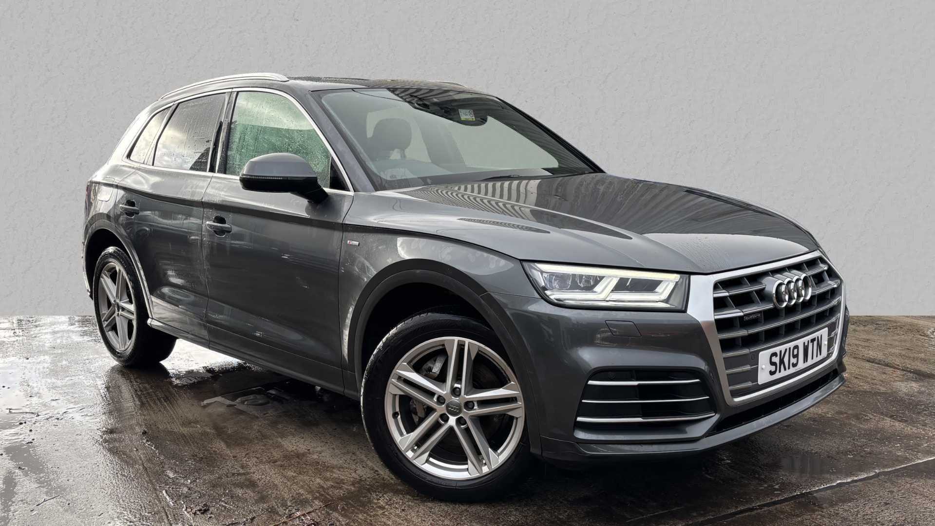 Main listing image - Audi Q5