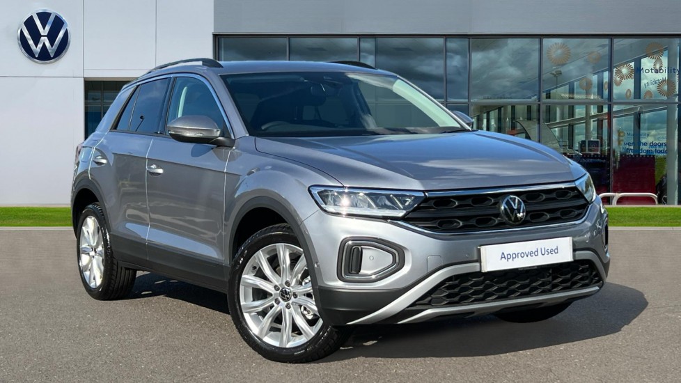 Main listing image - Volkswagen T-Roc