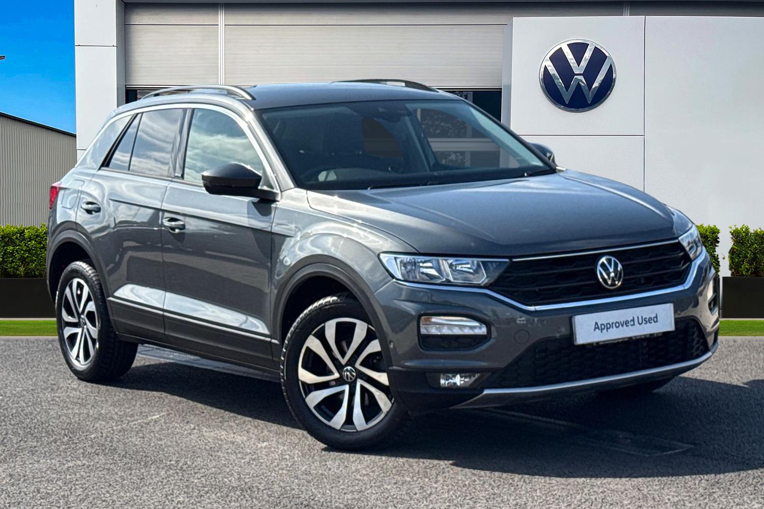 Main listing image - Volkswagen T-Roc