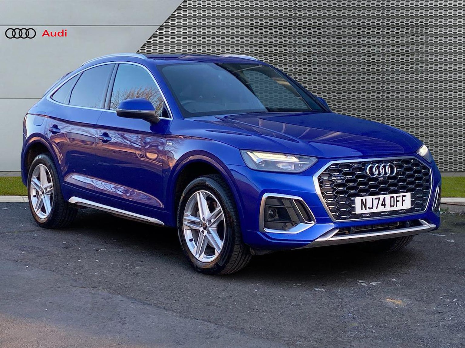 Main listing image - Audi Q5 Sportback