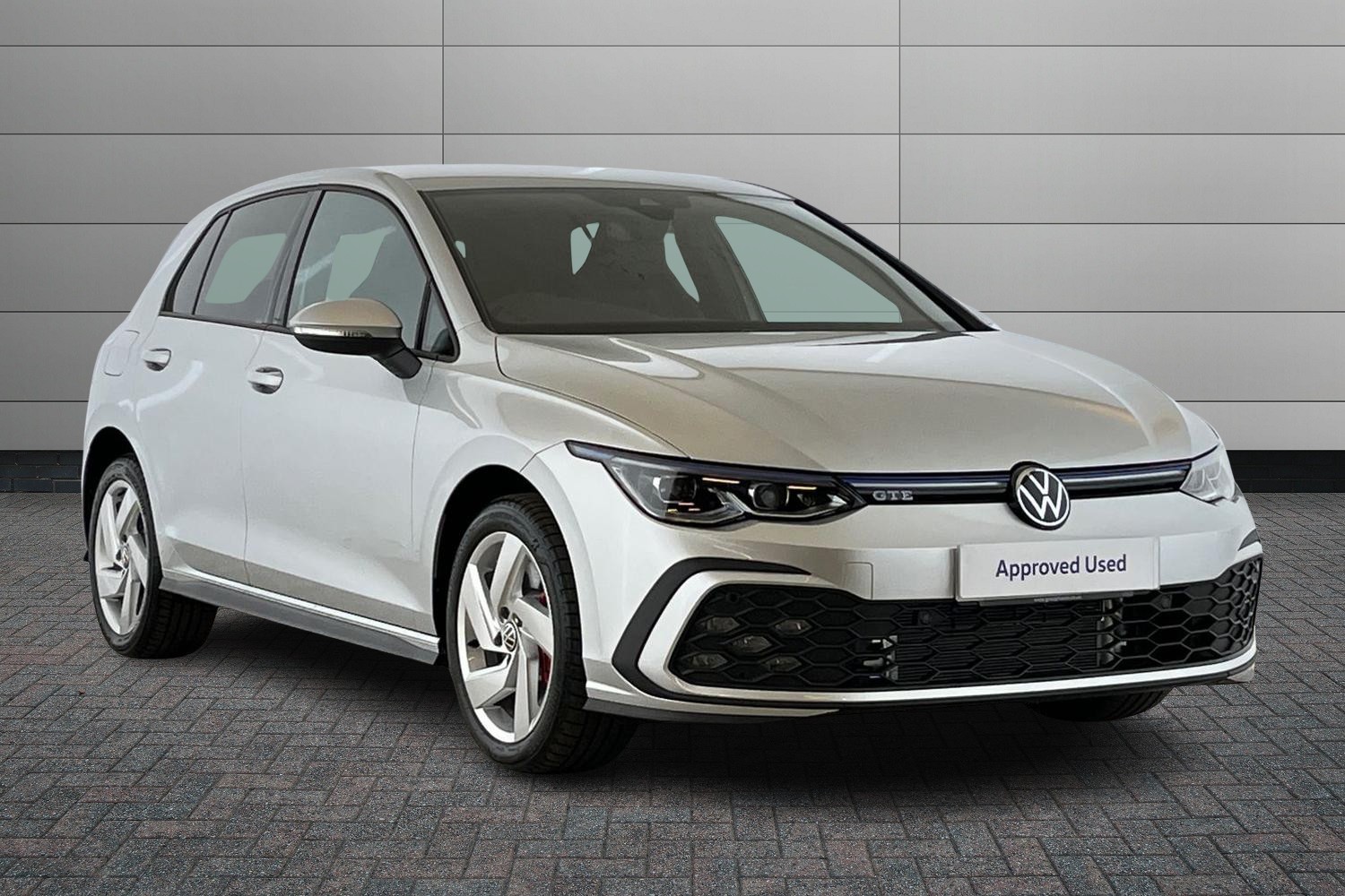 Main listing image - Volkswagen Golf GTE