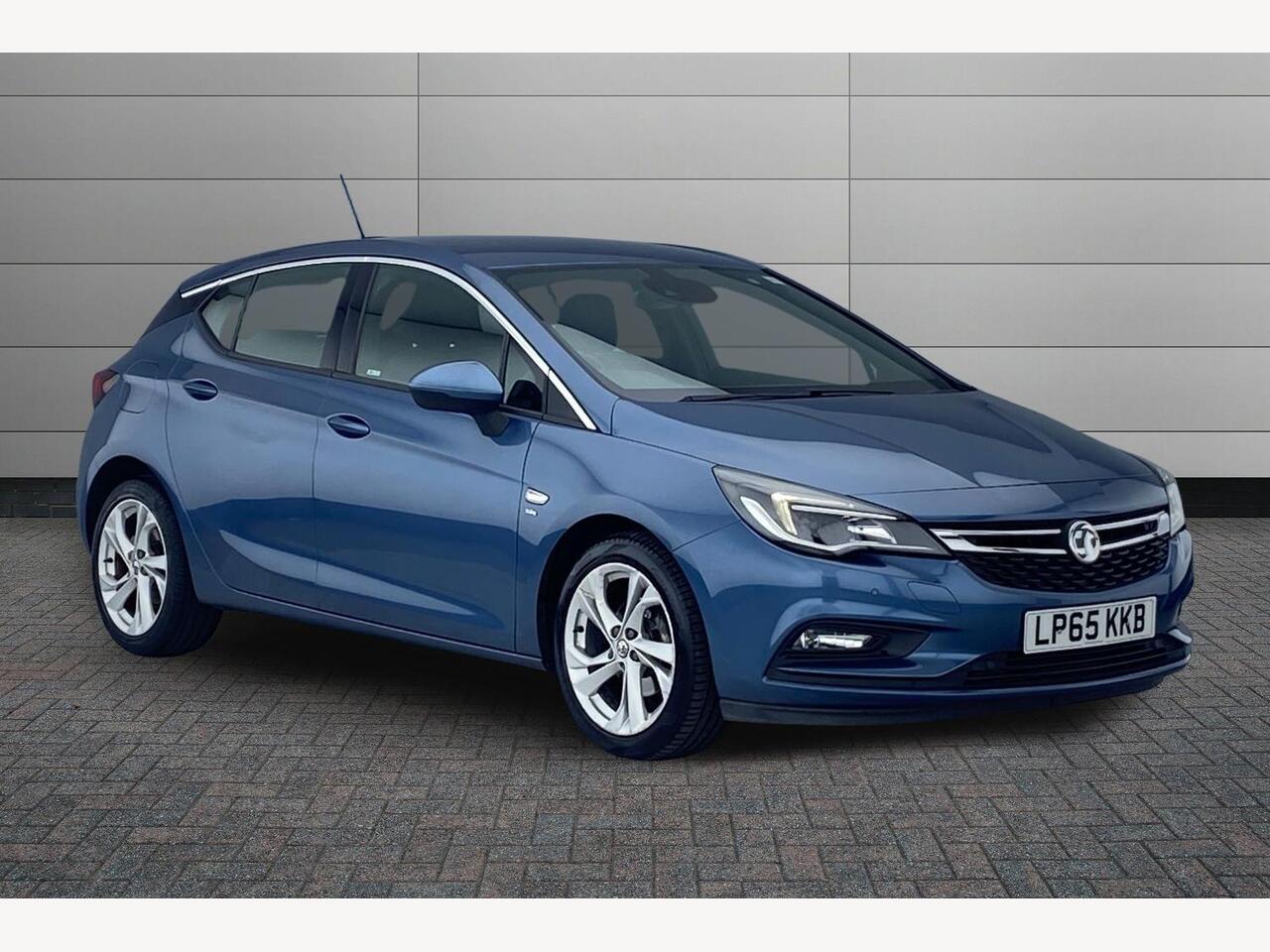 Main listing image - Vauxhall Astra