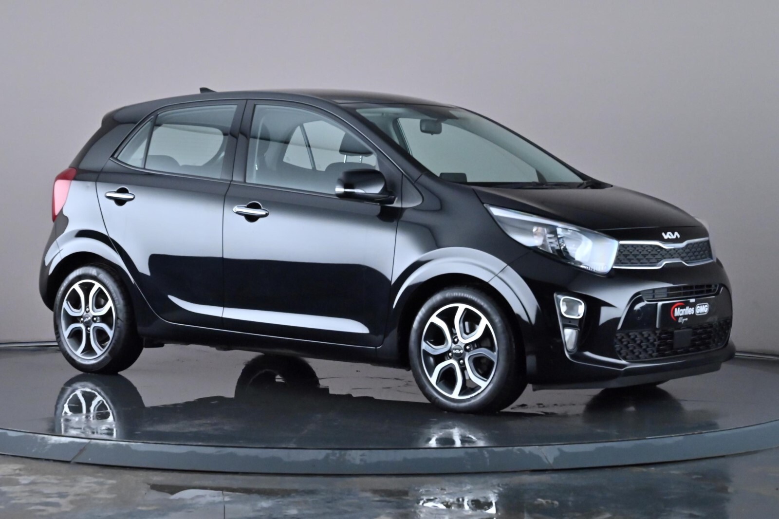 Main listing image - Kia Picanto