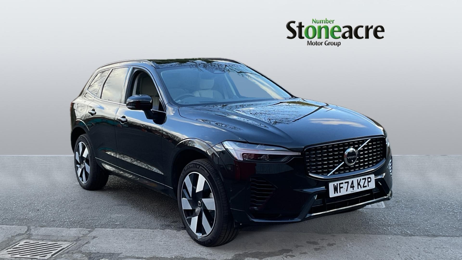 Main listing image - Volvo XC60