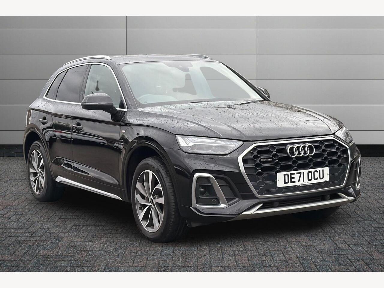 Main listing image - Audi Q5