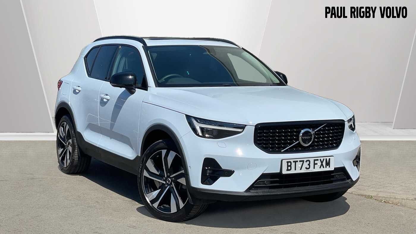 Main listing image - Volvo XC40