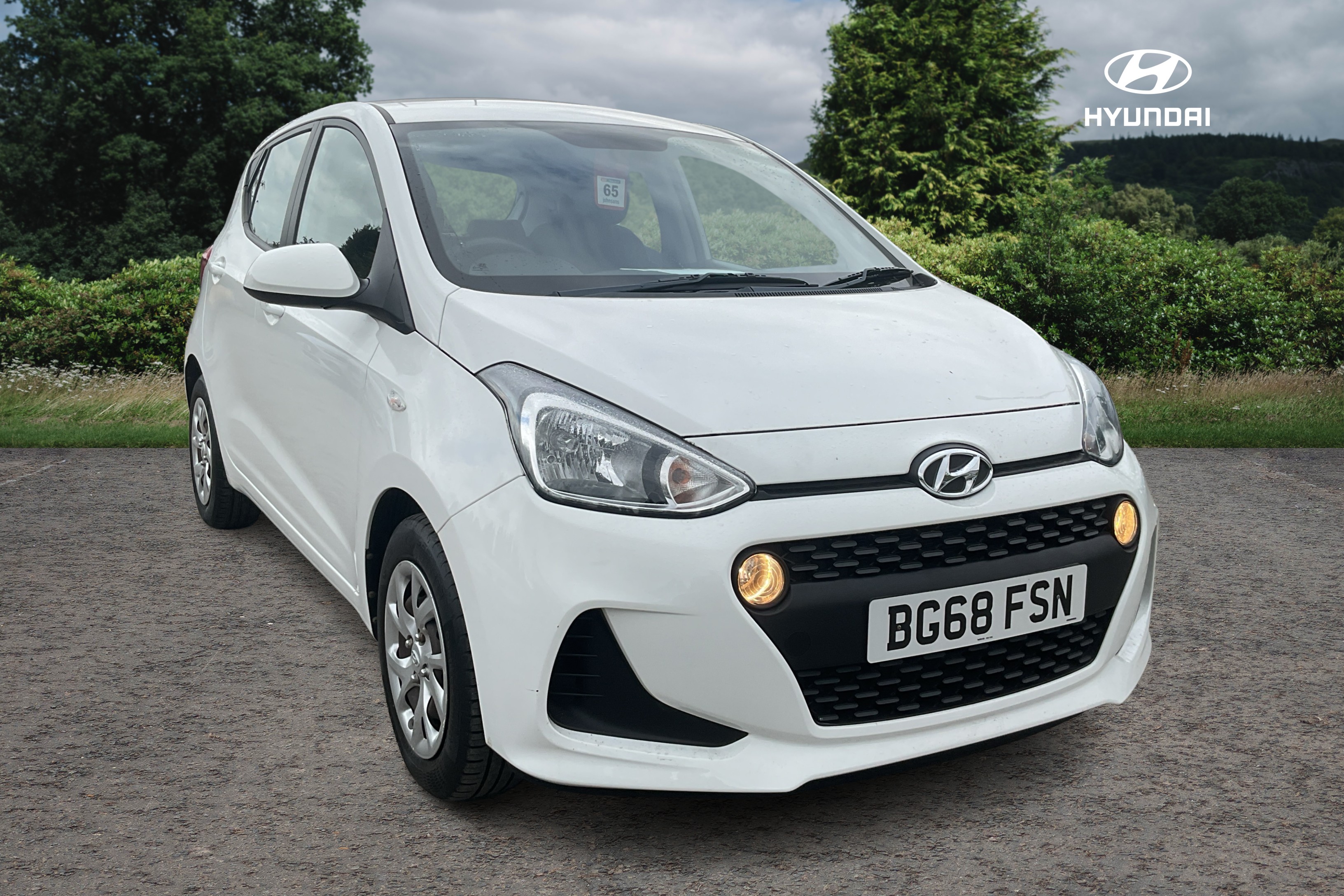 Main listing image - Hyundai i10