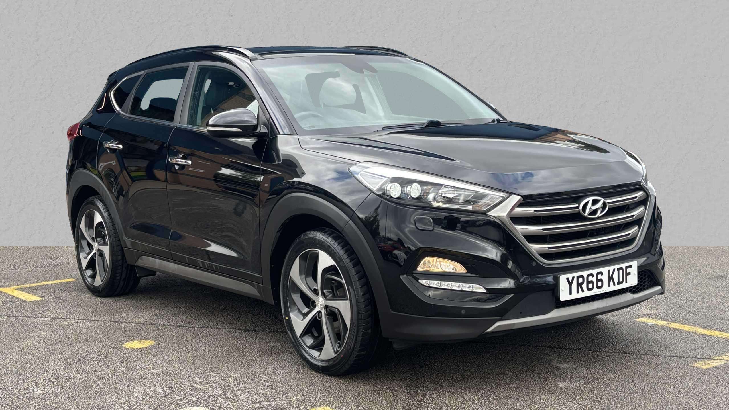 Main listing image - Hyundai Tucson