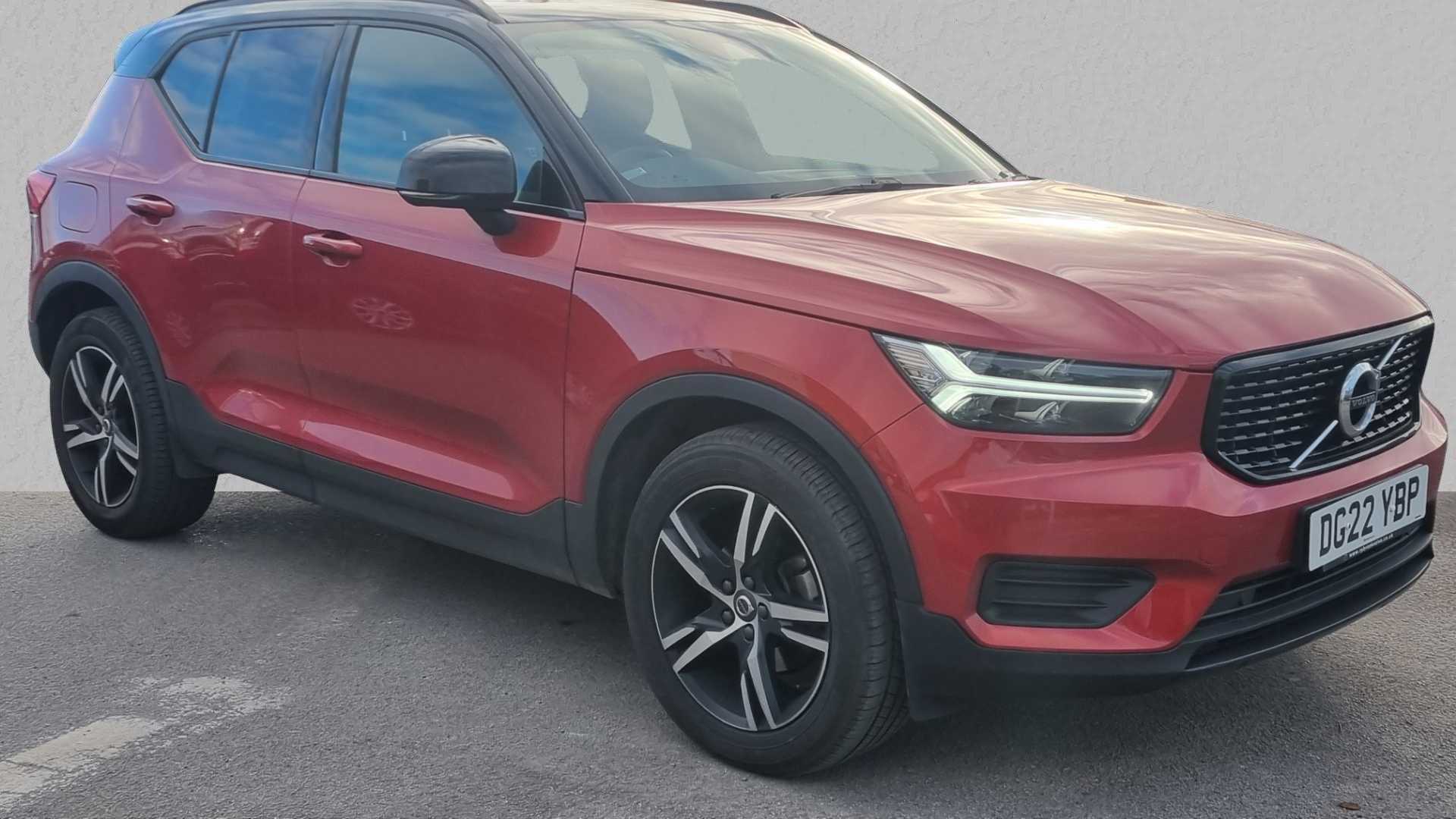 Main listing image - Volvo XC40