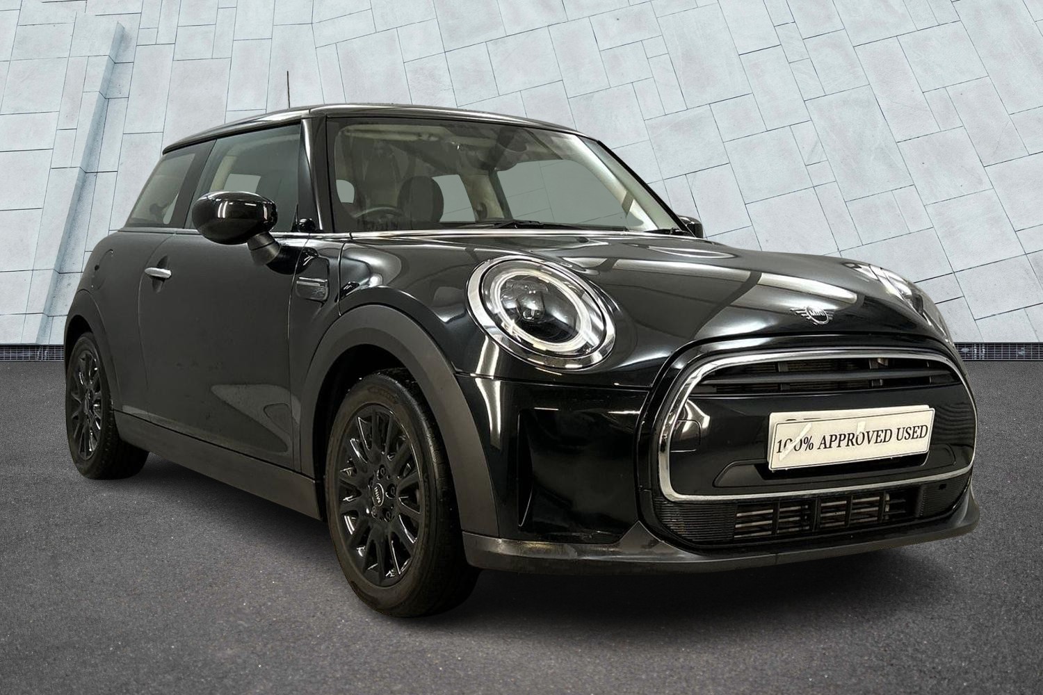 Main listing image - MINI Hatchback