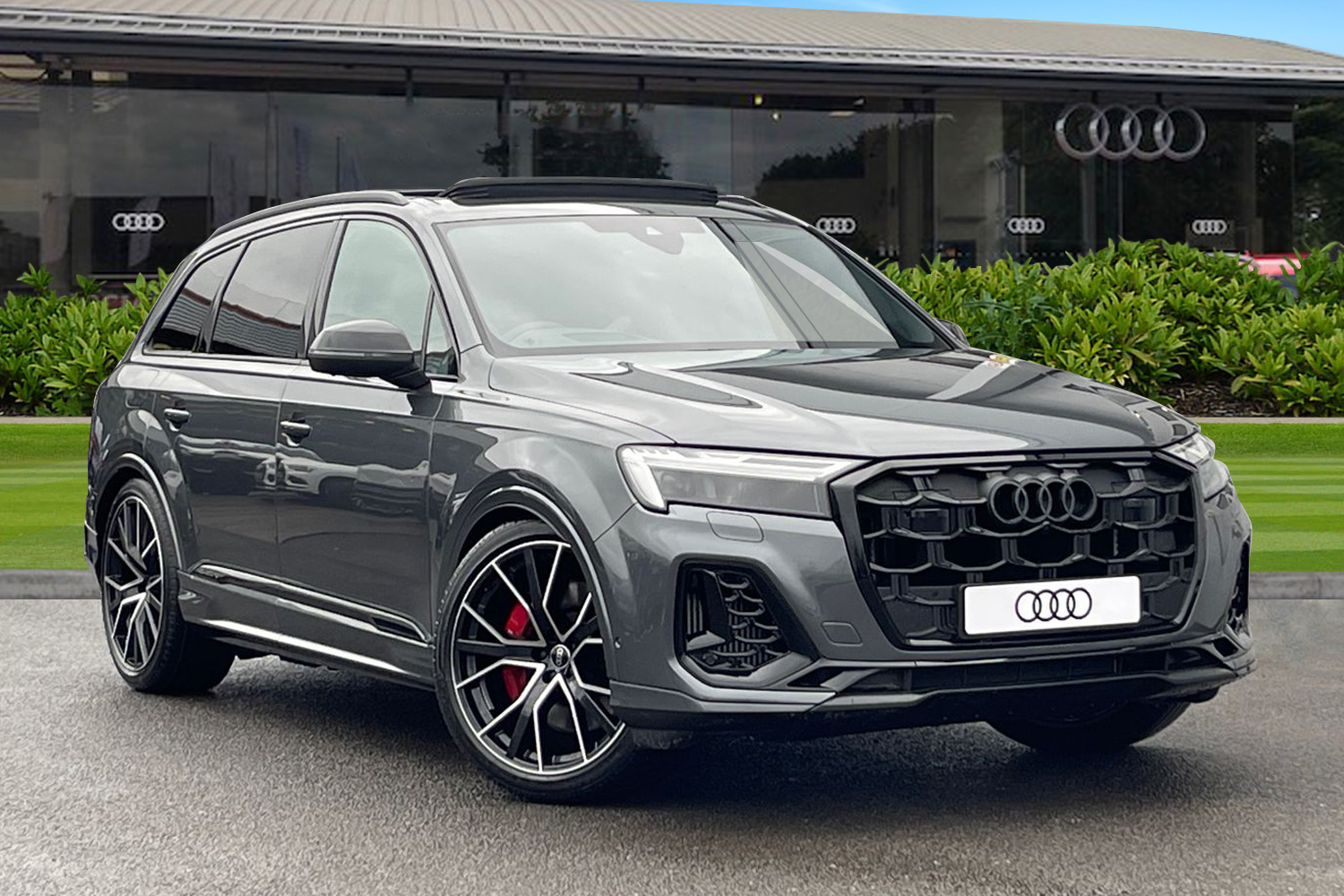 Main listing image - Audi SQ7