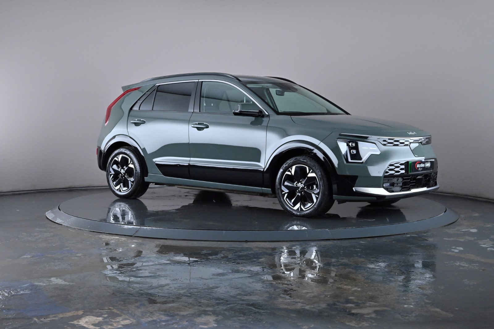 Main listing image - Kia Niro