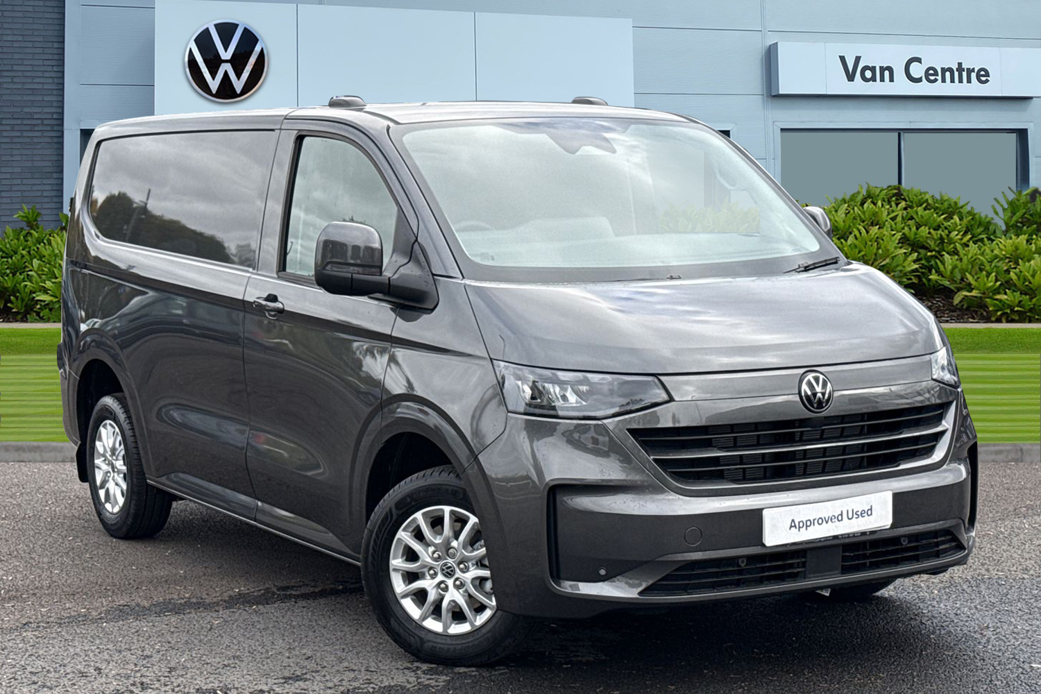 Main listing image - Volkswagen Transporter