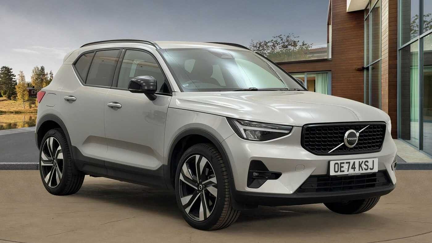 Main listing image - Volvo XC40