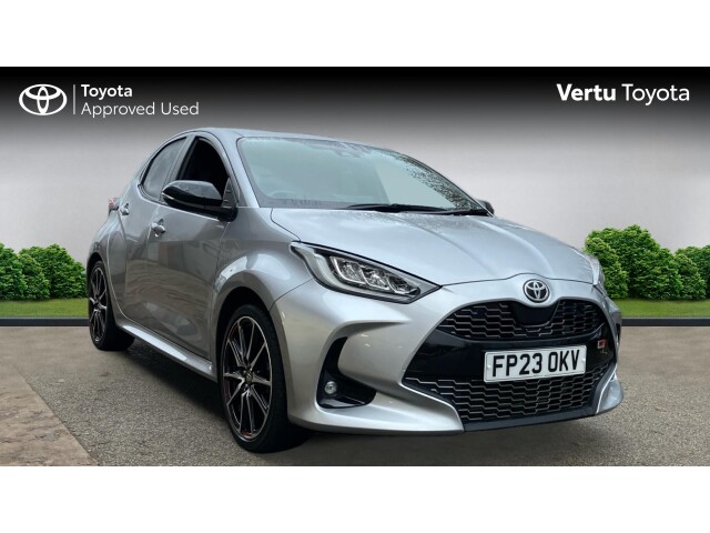 Main listing image - Toyota Yaris