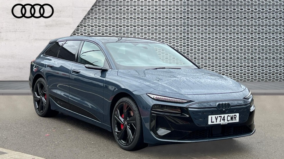 Main listing image - Audi e-tron