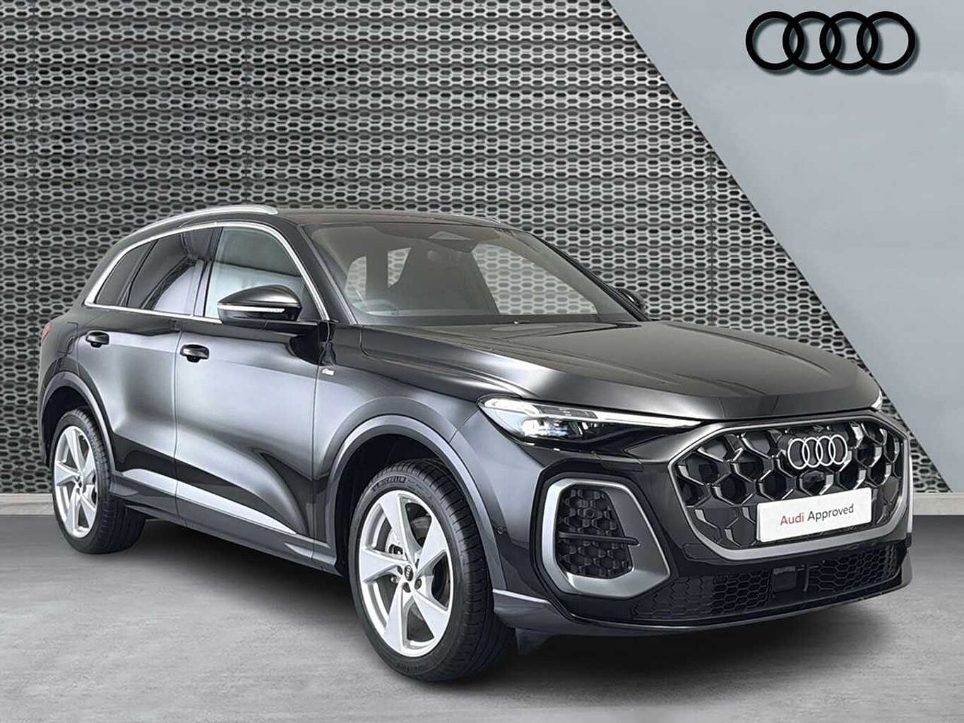 Main listing image - Audi Q5
