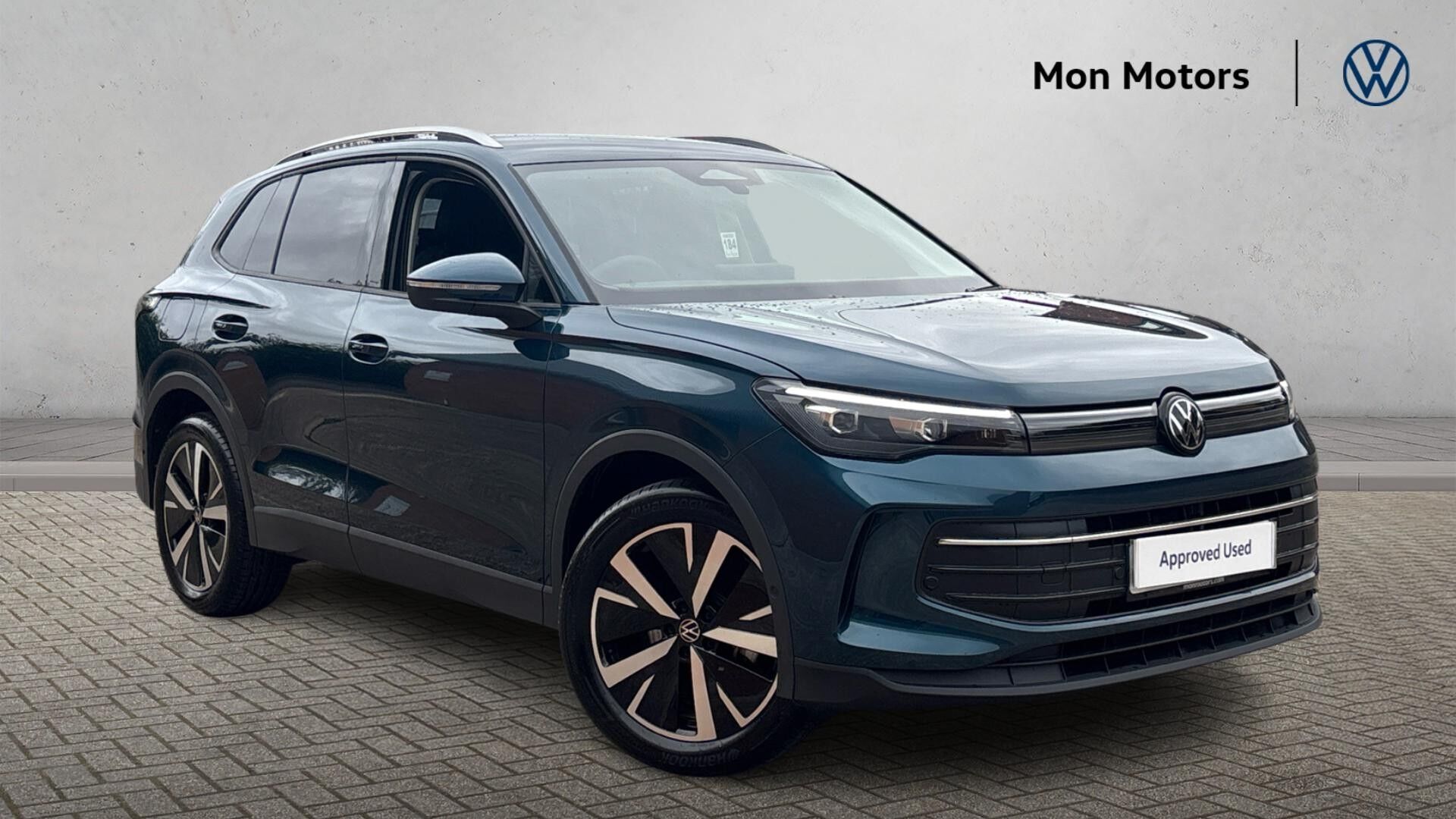 Main listing image - Volkswagen Tiguan