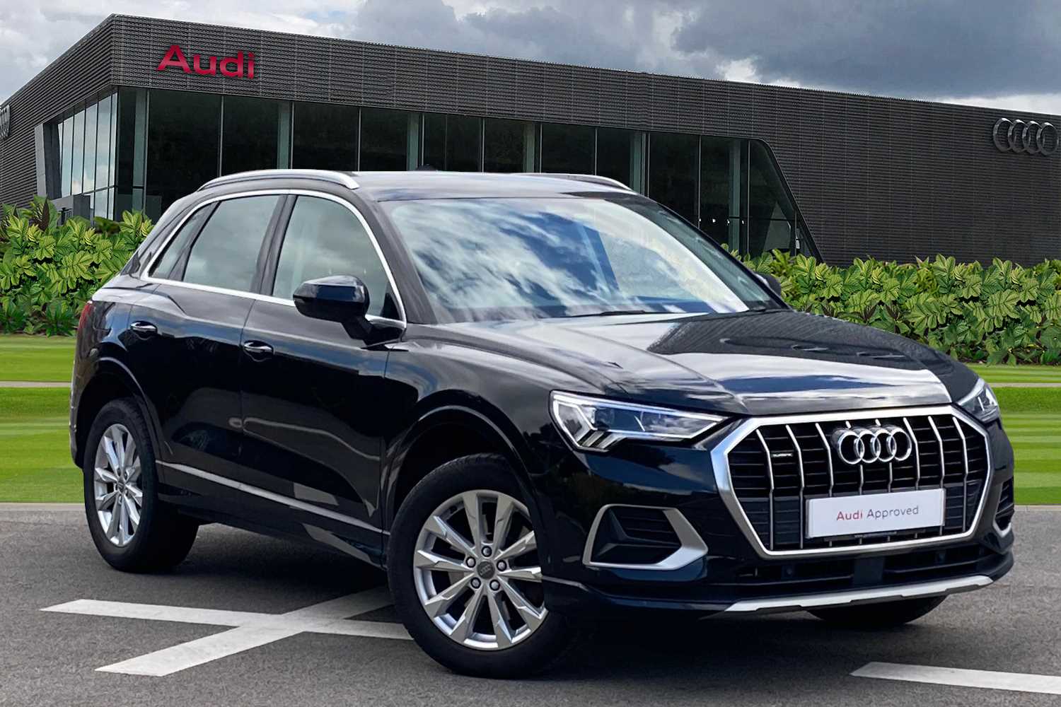 Main listing image - Audi Q3