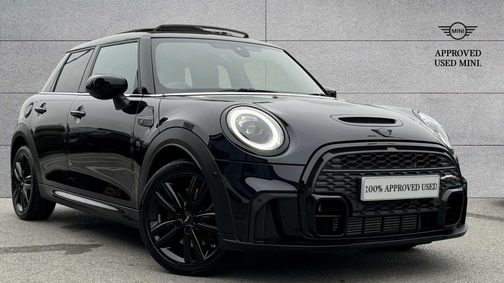 Main listing image - MINI Hatchback 5dr