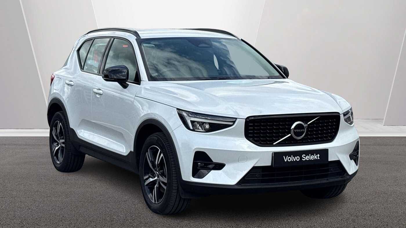 Main listing image - Volvo XC40