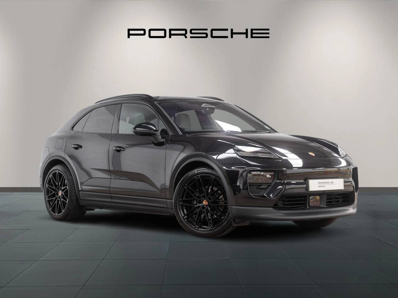 Main listing image - Porsche Macan