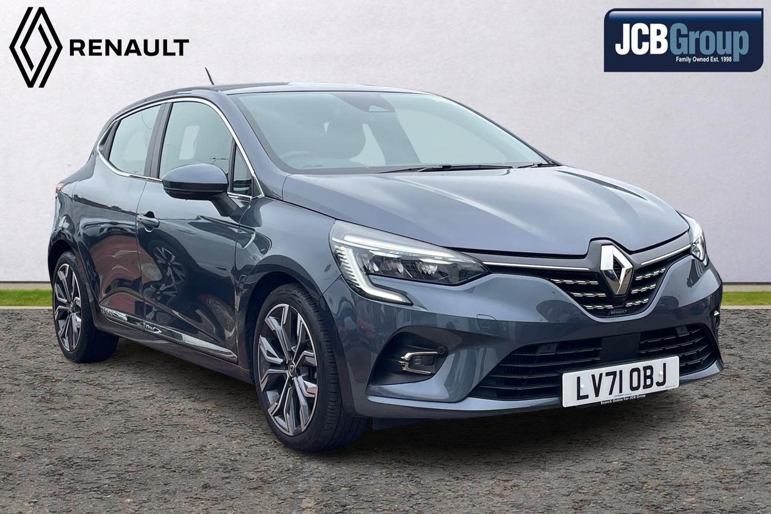 Main listing image - Renault Clio