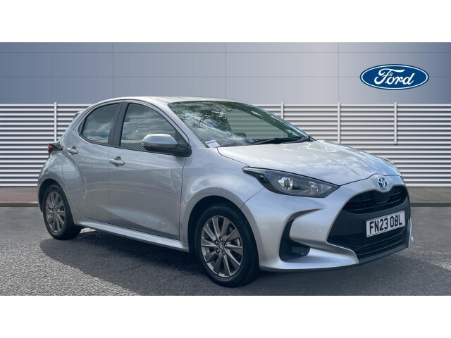 Main listing image - Toyota Yaris