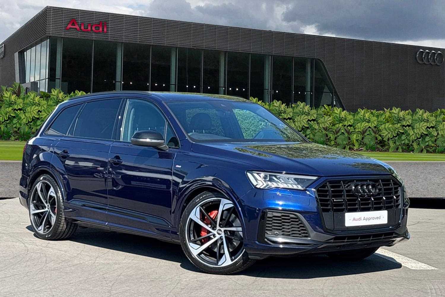 Main listing image - Audi Q7