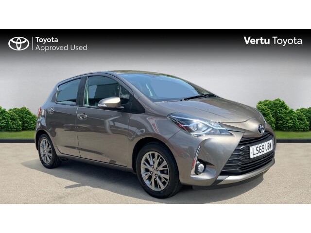 Main listing image - Toyota Yaris