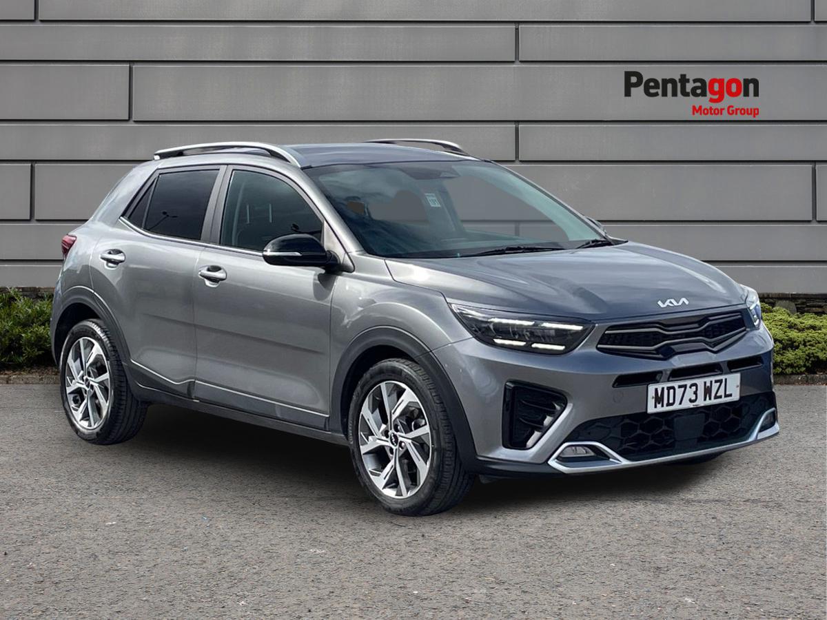 Main listing image - Kia Stonic
