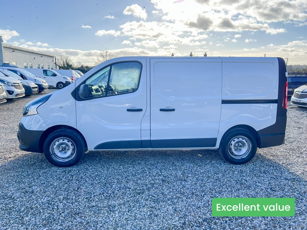 Main listing image - Renault Trafic