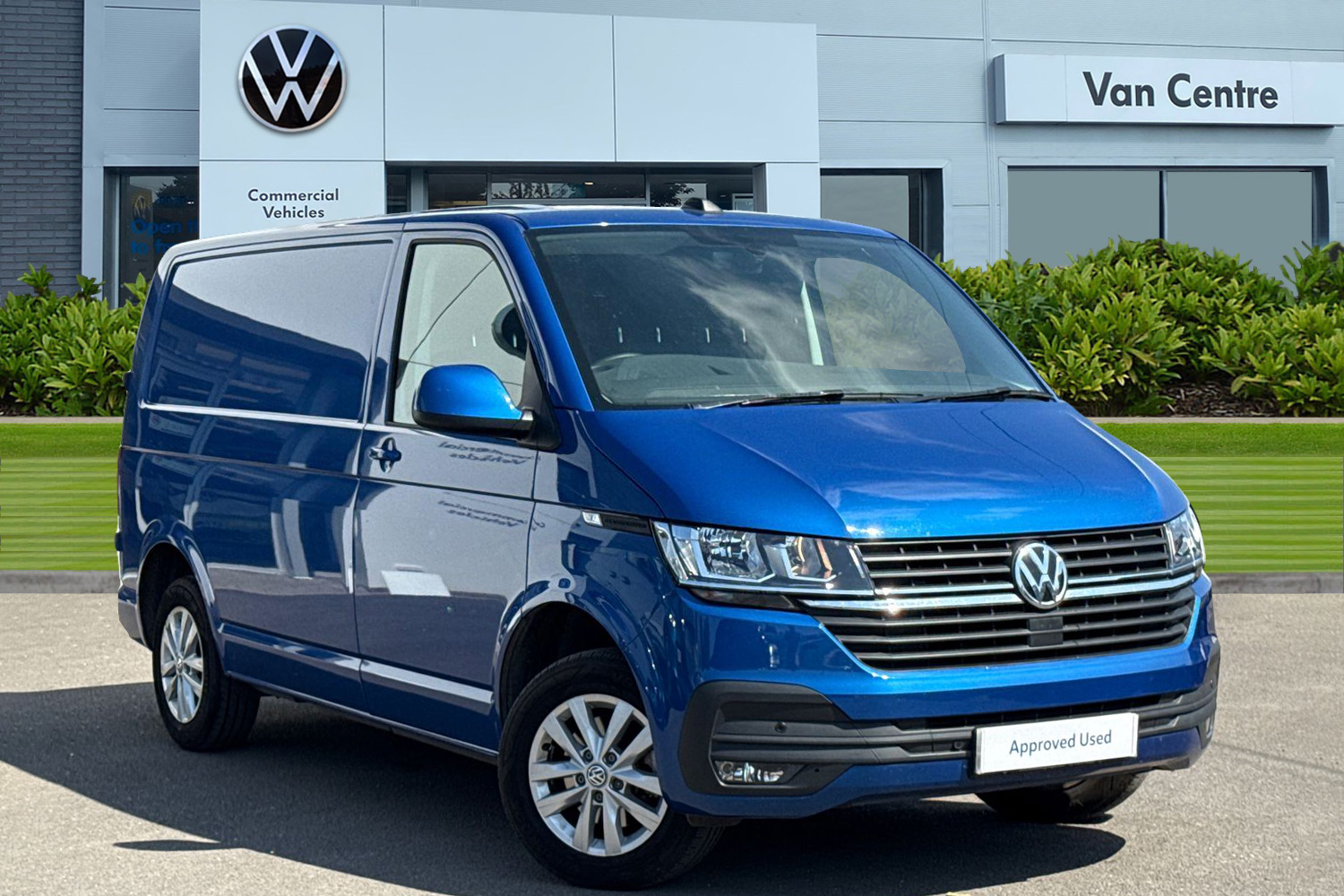 Main listing image - Volkswagen Transporter
