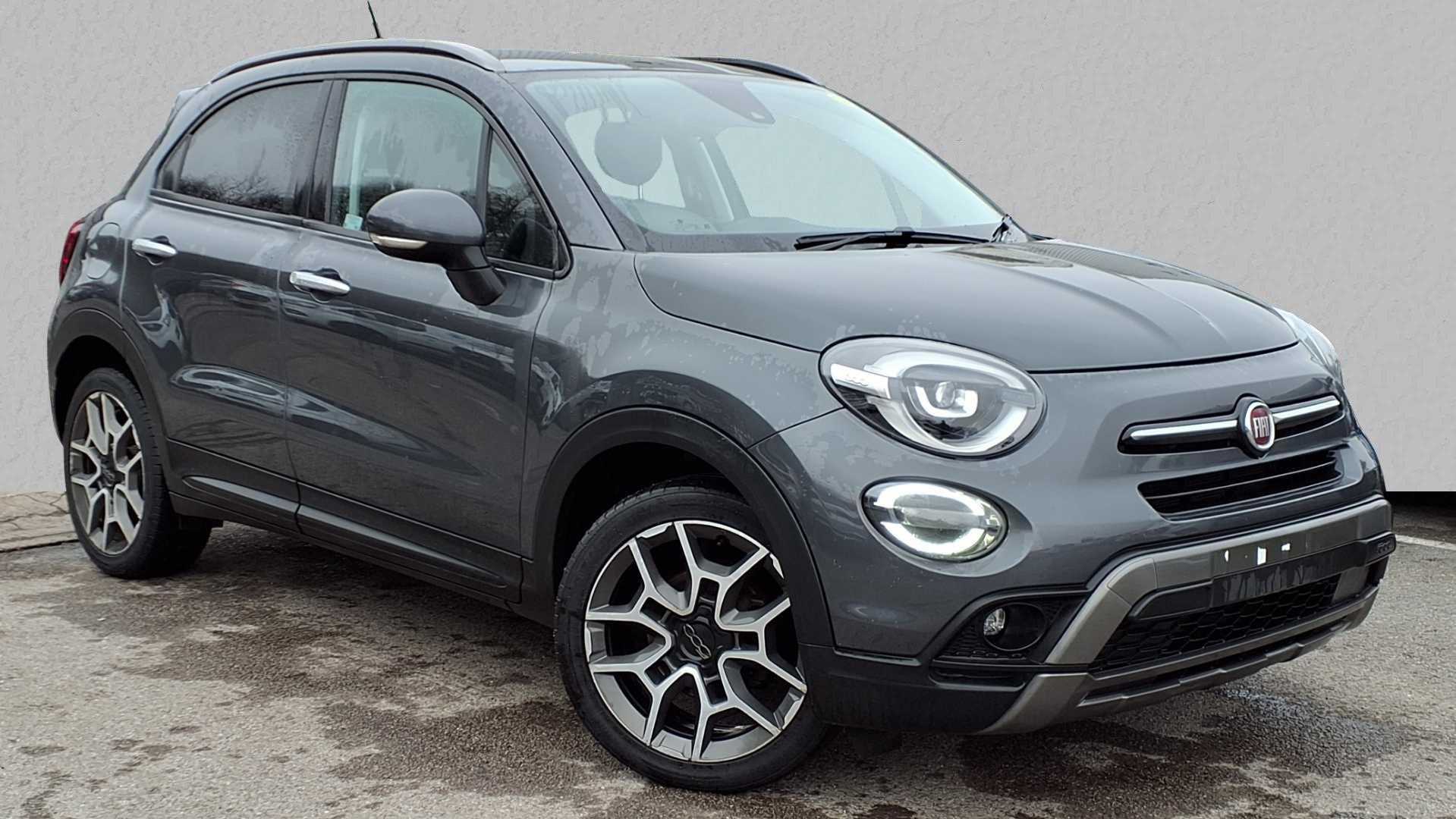 Main listing image - Fiat 500X