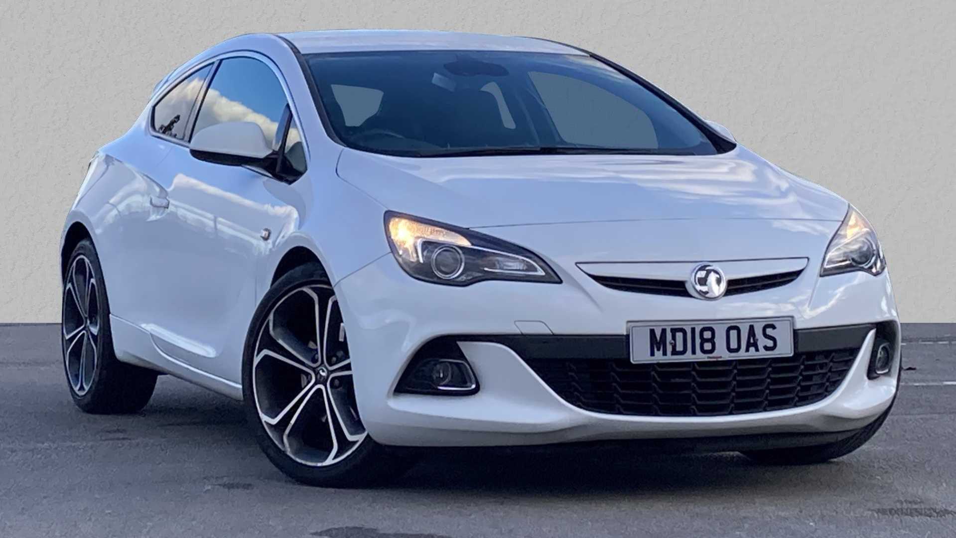 Main listing image - Vauxhall GTC