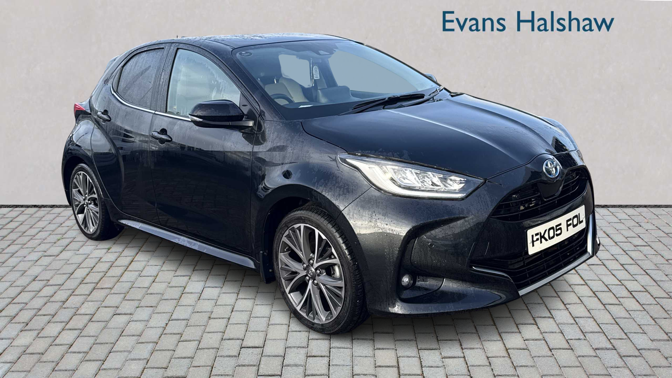 Main listing image - Toyota Yaris