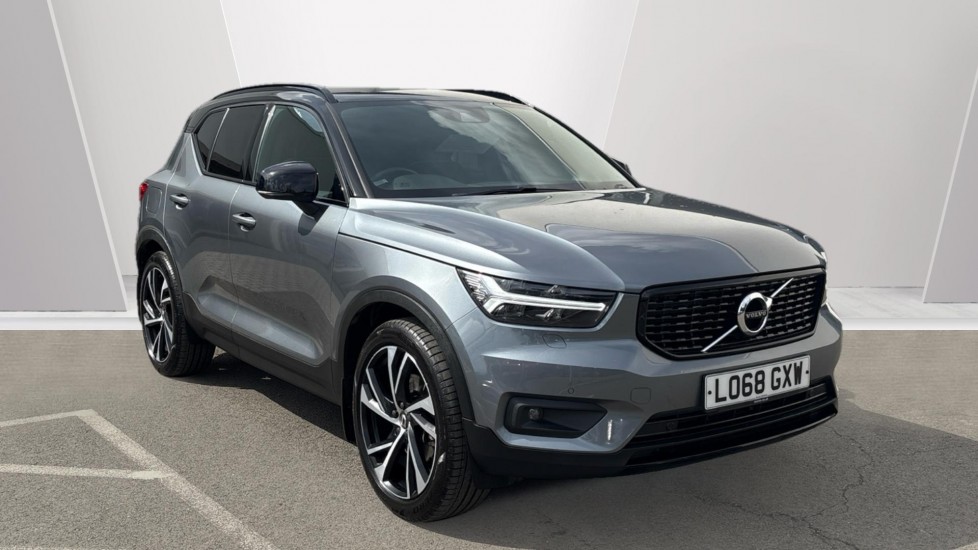 Main listing image - Volvo XC40