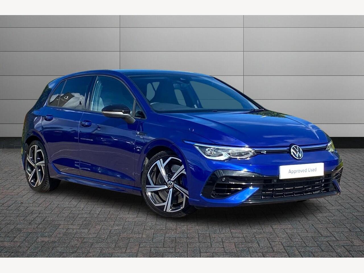 Main listing image - Volkswagen Golf