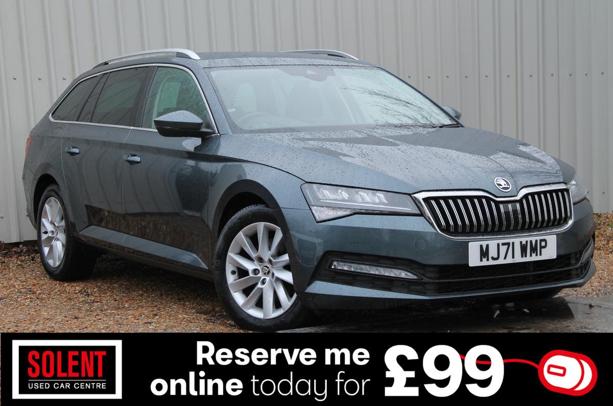 Main listing image - Skoda Superb Estate