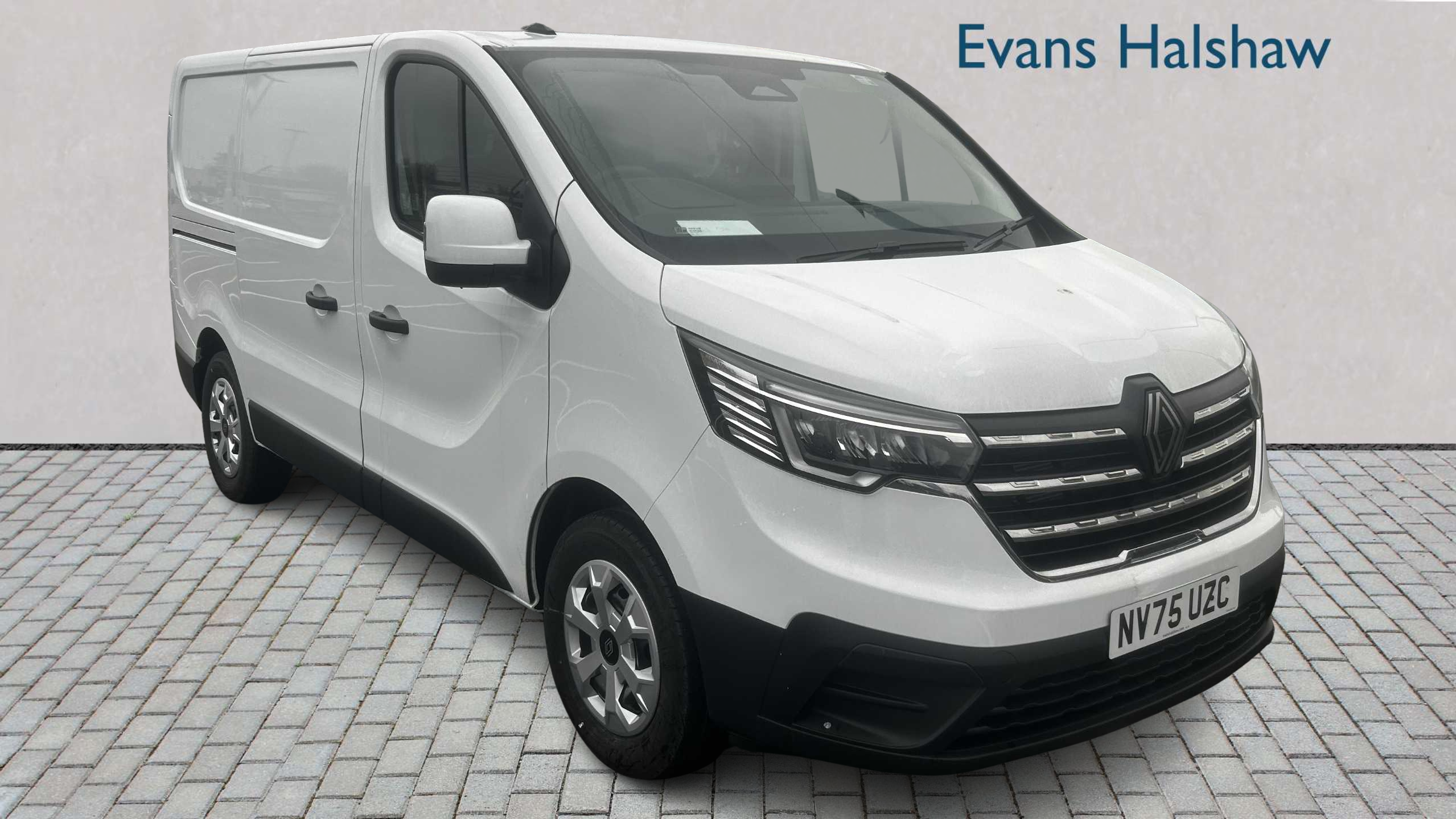 Main listing image - Renault Trafic