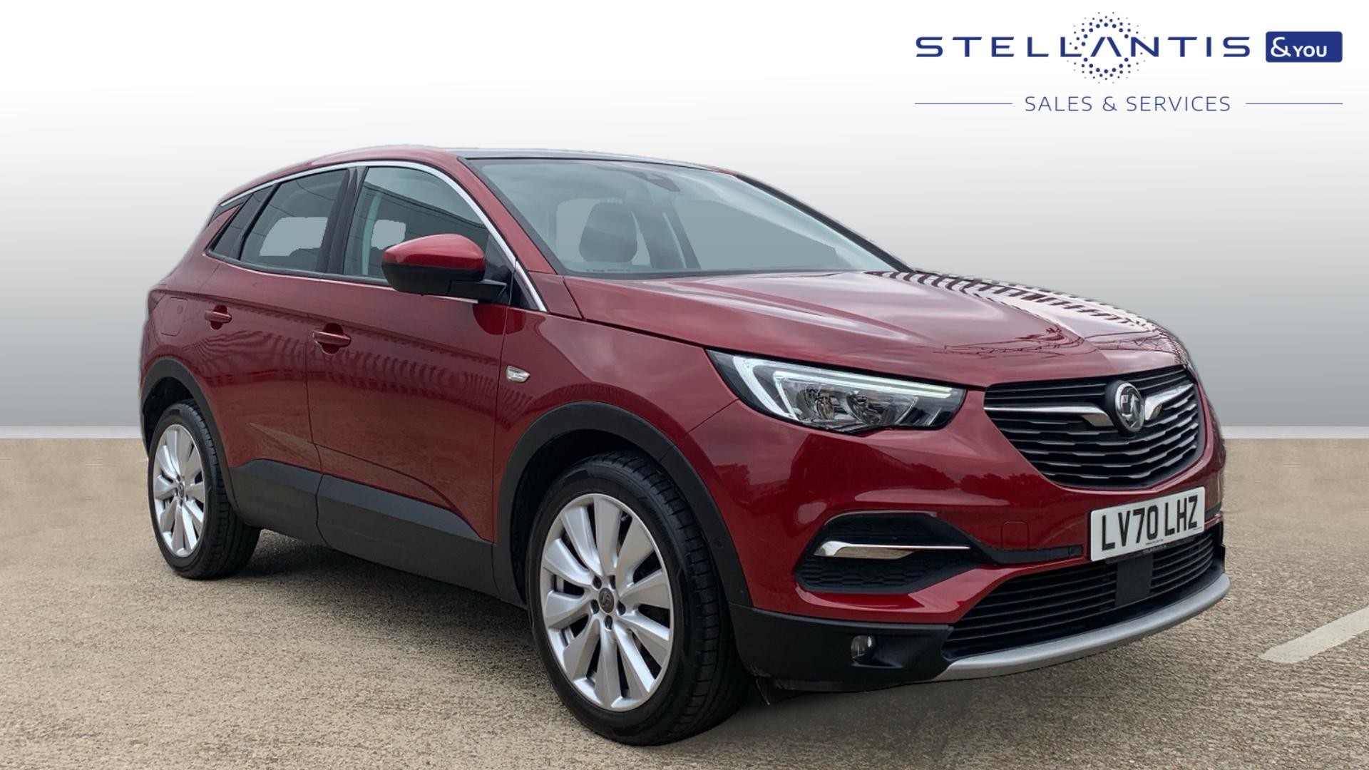 Main listing image - Vauxhall Grandland X