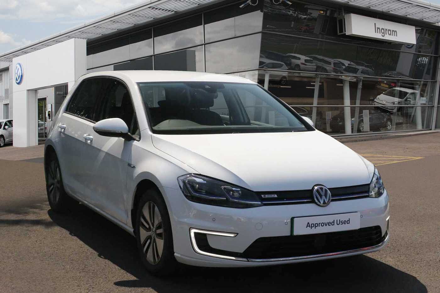 Main listing image - Volkswagen e-Golf