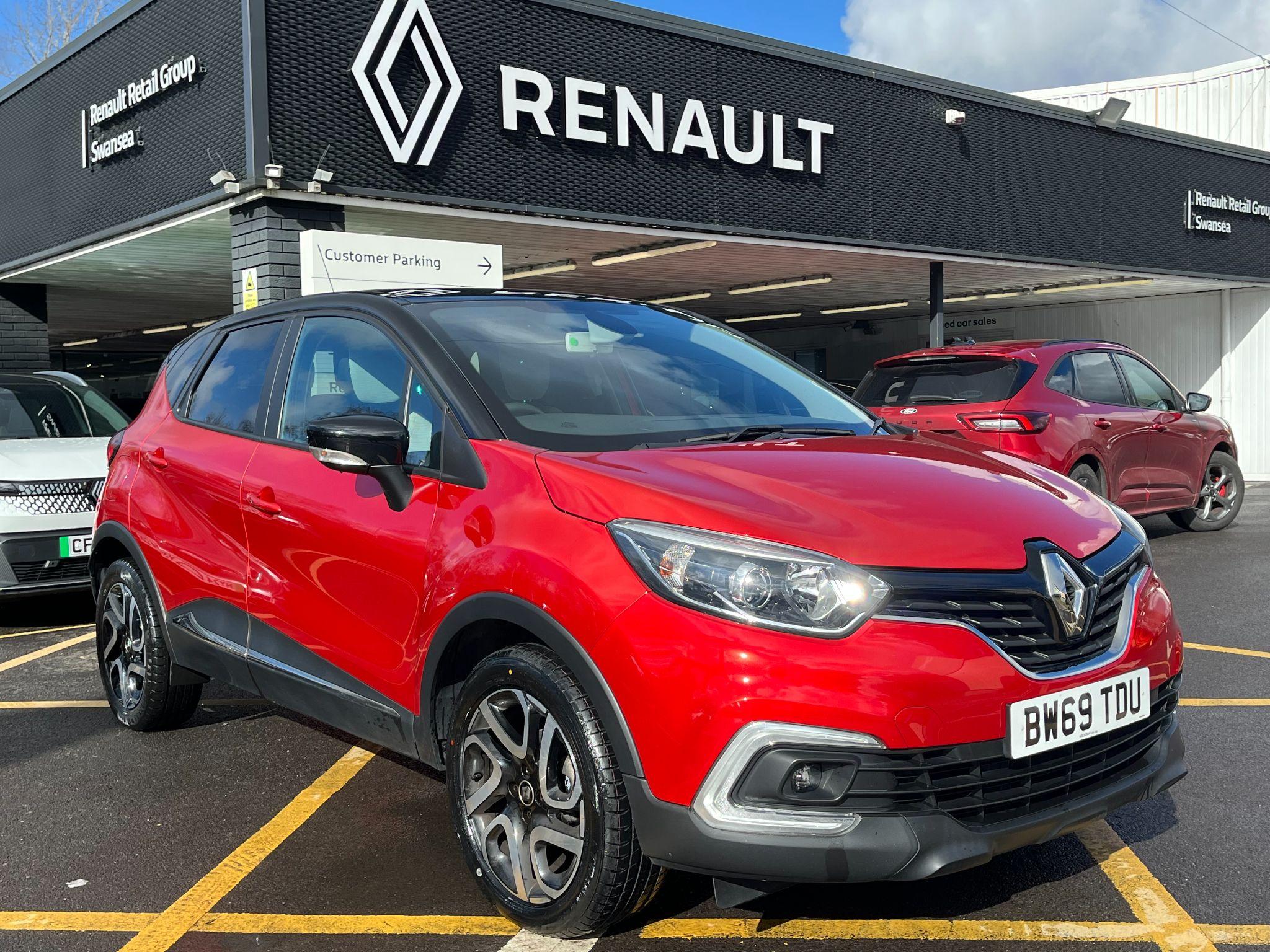 Main listing image - Renault Captur